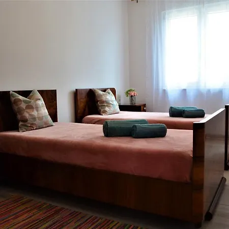 Apartment Cavar